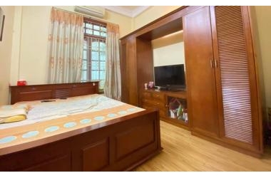 Bán nhà phố Vĩnh Hưng, Hoàng Mai, 36m2 x 5T x 2.2 tỷ, lô góc, gần ôtô tránh.